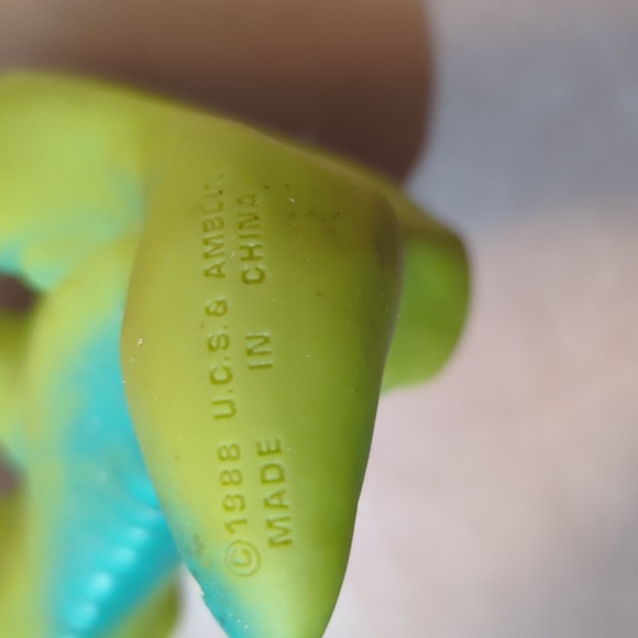 2 Vintage 1988 Pizza Hut Land Before Time Dinosaur Hand Puppets Ducky Cera Promo - Picture 11 of 11